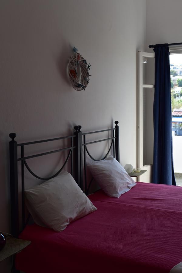Alisahni Hotell Vári Exteriör bild